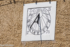 Middleham sundial